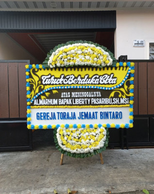 Papan Bunga Duka di Curup Timur